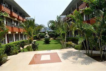 Blue Lily Beach Resort,Puri Exterior photo