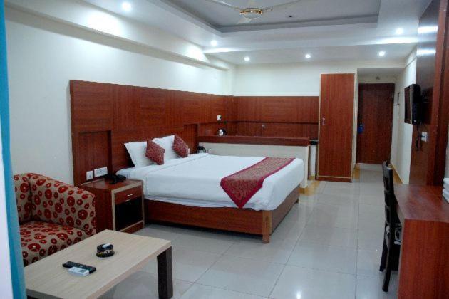 Blue Lily Beach Resort,Puri Room photo